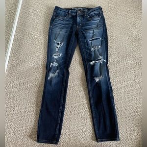 American Eagle Distressed Jegging